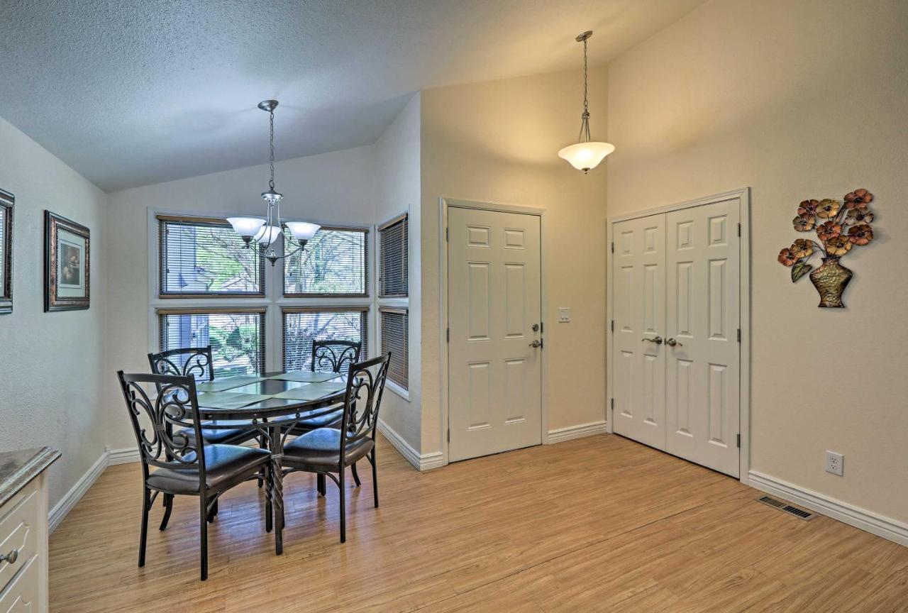 Flagstaff Townhome With Deck Easy Access Downtown! Zewnętrze zdjęcie